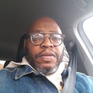 Meet your Posher, Gregory